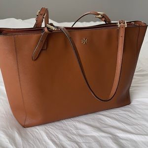 Tory Burch Robinson Tote